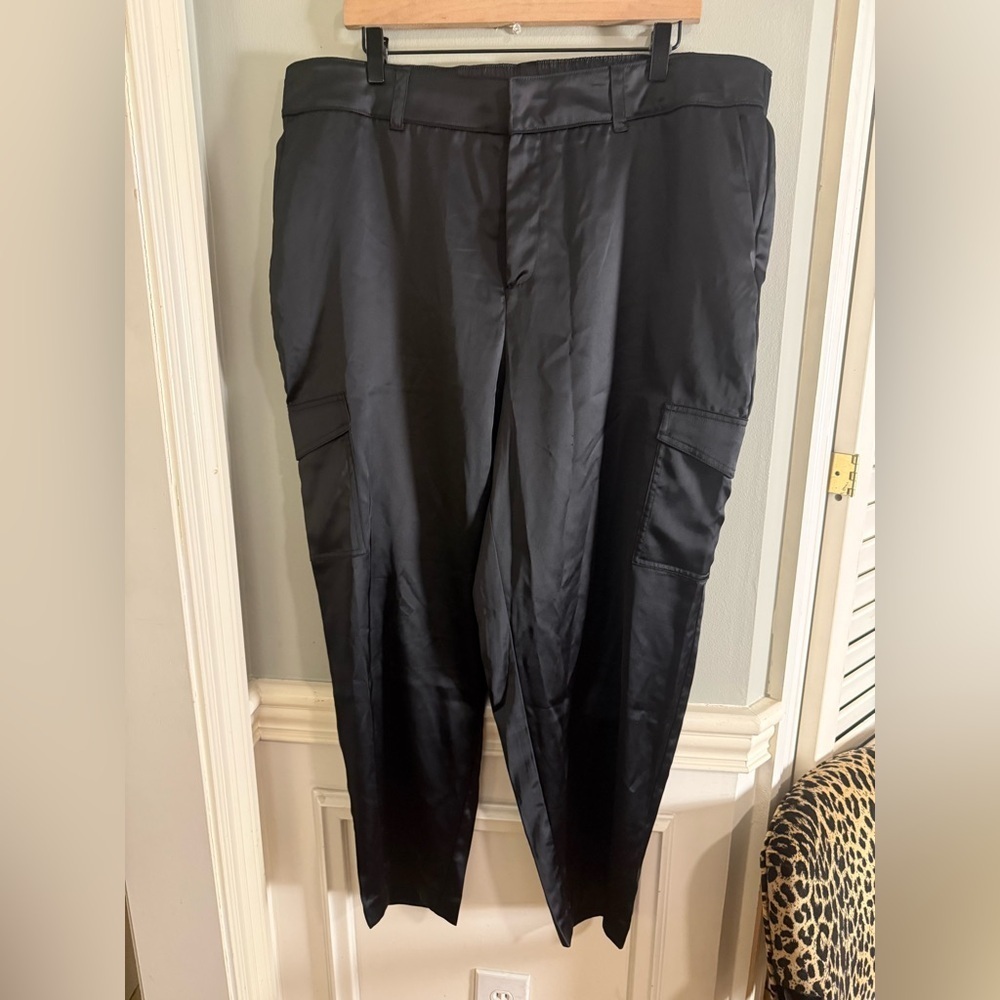 Torrid Women's Black Cargo Pants 16